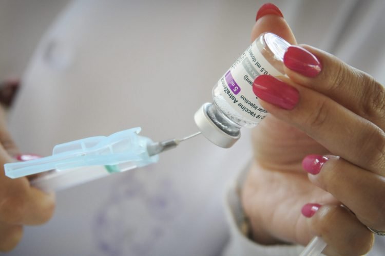 Agendamento para vacinação de pessoas com 59 anos começa nesta sexta (4)