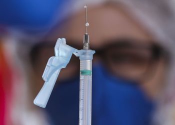 dose-de-reforço-terceira-dose-vacina-covid-vacinacao-saude-brasilia-df