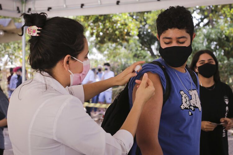 Saiba onde se vacinar contra a covid nesta sexta-feira (14) no DF