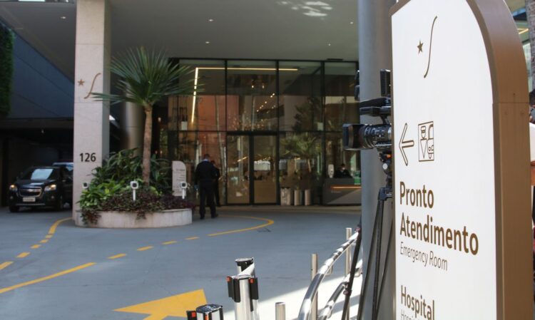 Casos de covid-19 crescem 94% nos hospitais privados