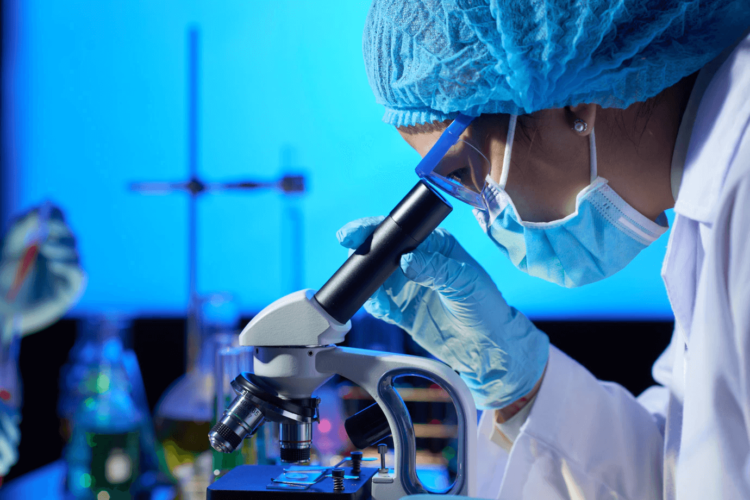 Estudo mostra eficácia da vitamina B12 para atenuar covid-19