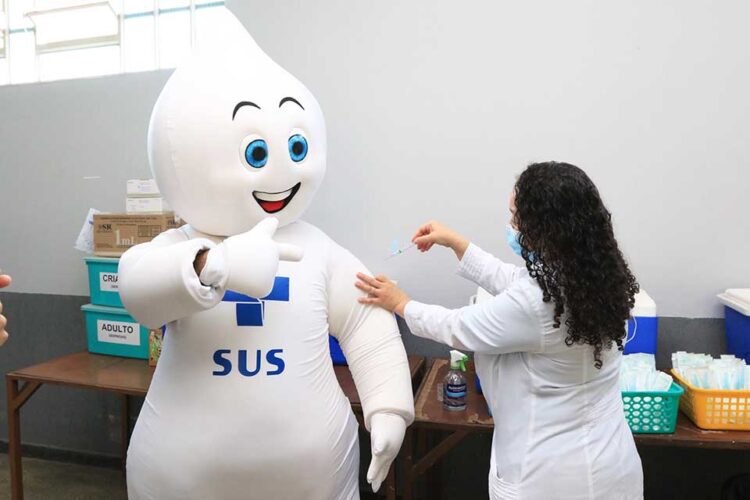 DF tem vacinação contra dengue para crianças e adolescentes de 10 a 14 anos neste Sábado (9)