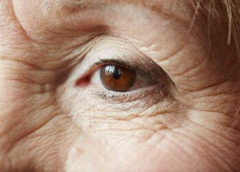 Movimento ocular horizontal melhora estabilidade em pacientes com Parkinson, aponta estudo
